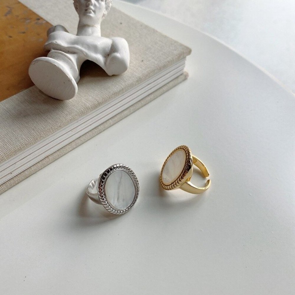*925 Sterling Silver Oval Shell Adjustable Ring - Picture 12 of 12